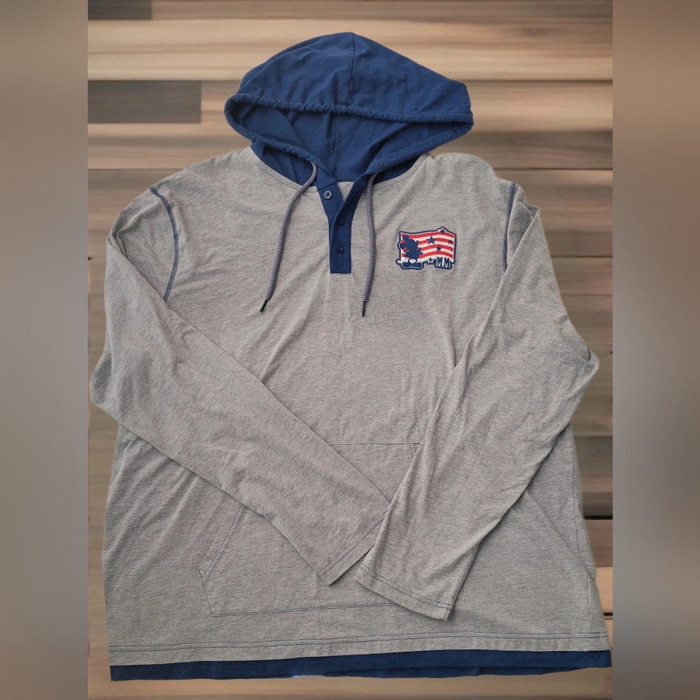Disney Parks Men's American Flag Thin Hoodie size XXL
